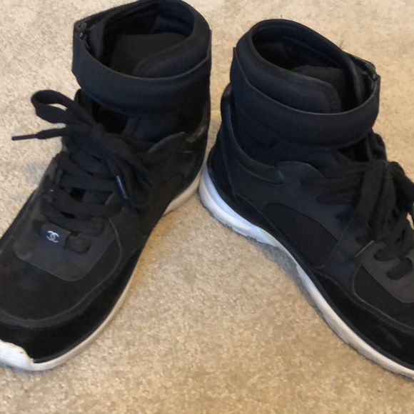 Chanel Interlocking CC High Top Sneakers - Picture 2 of 4